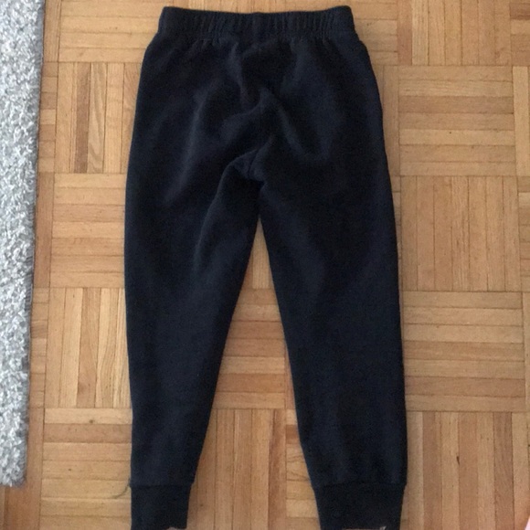 This are sweatpants from converse! - Picture 2 of 3